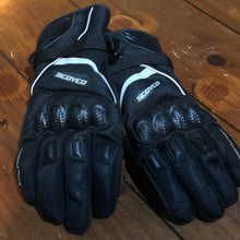 Load image into Gallery viewer, SCOYCO GLOVES RACING THAR BLACK MC83
